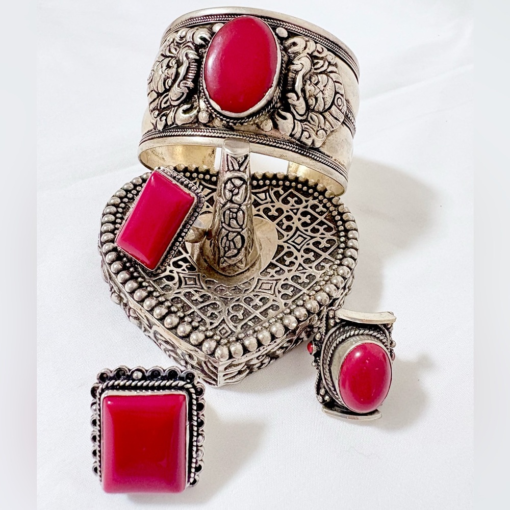 Adjustable cuff Bracelet 3 Ring Set